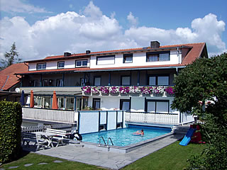 Ferienwohnungen mit Pool und Sauna